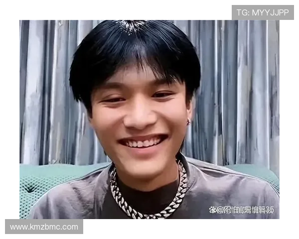 疯狂小杨哥足球球星真实身份曝光 网友猜测与传奇球员有何关系