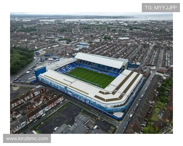 足球八号传奇:从中场指挥官到球场英雄的成长之路 足球八号传奇:从中场指挥官到球场英雄的成长之路